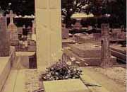 Могила Вадима на Новом Венсенском кладбище в Фонтене-су-Буа.